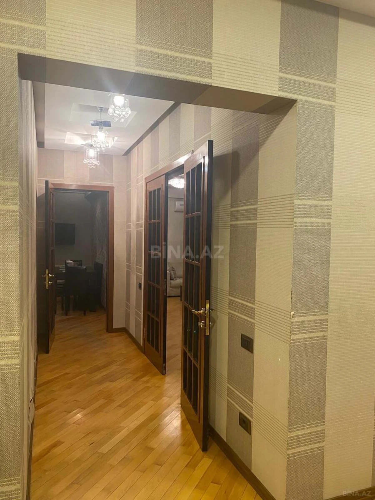 Satılır 3 otaqlı mənzil 101 m²
