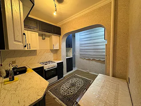 Kirayə verilir 2 otaqlı mənzil 65 m²