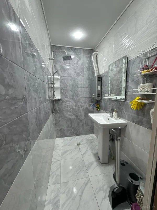 Kirayə verilir 2 otaqlı mənzil 65 m²