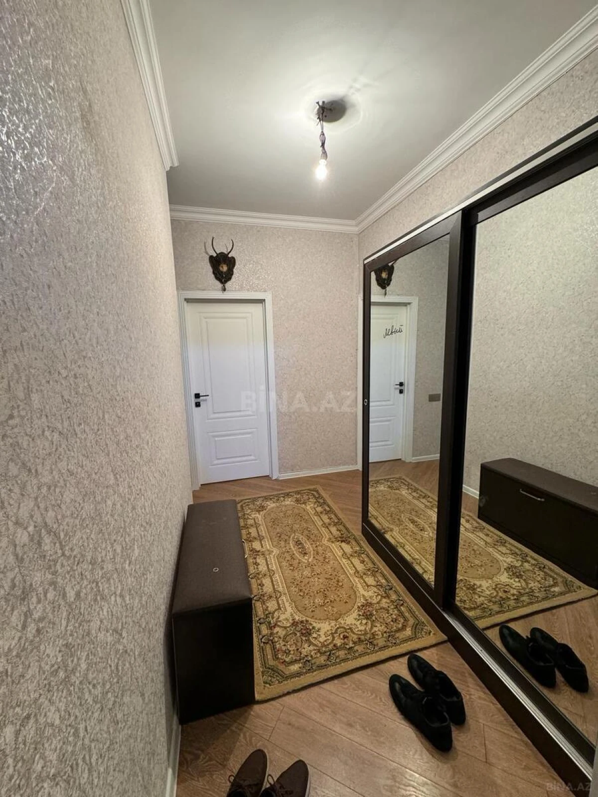 Kirayə verilir 2 otaqlı mənzil 65 m²