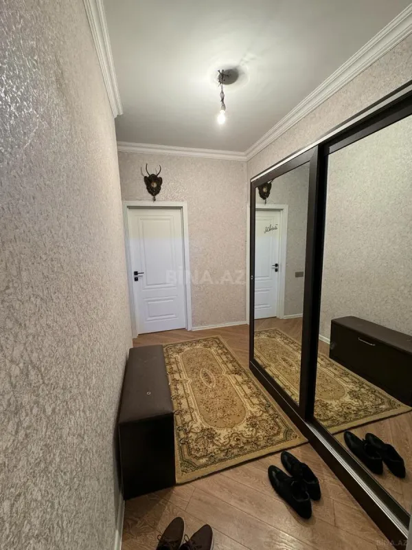 Kirayə verilir 2 otaqlı mənzil 65 m²