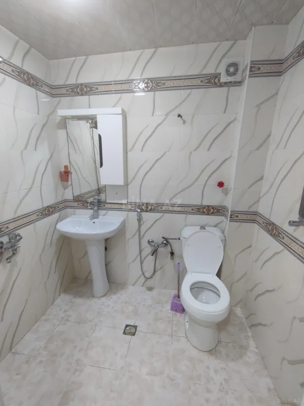 Satılır 2 otaqlı mənzil 42 m²