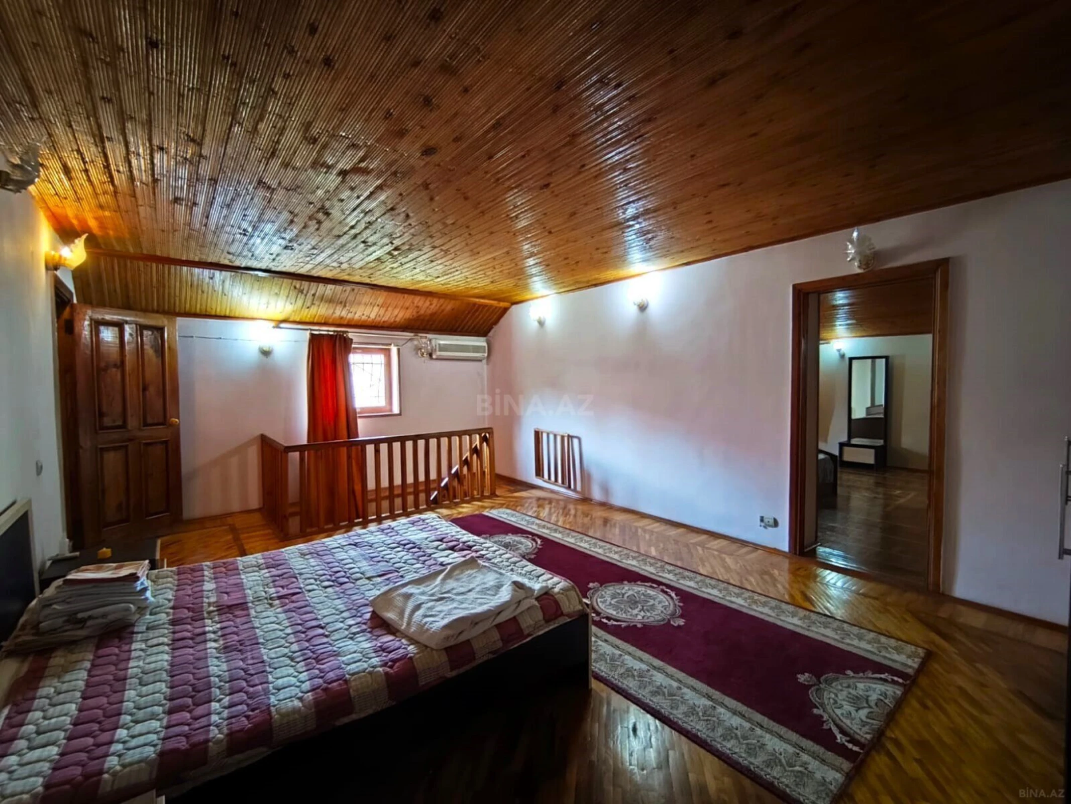 Kirayə verilir 4 otaqlı mənzil 120 m²