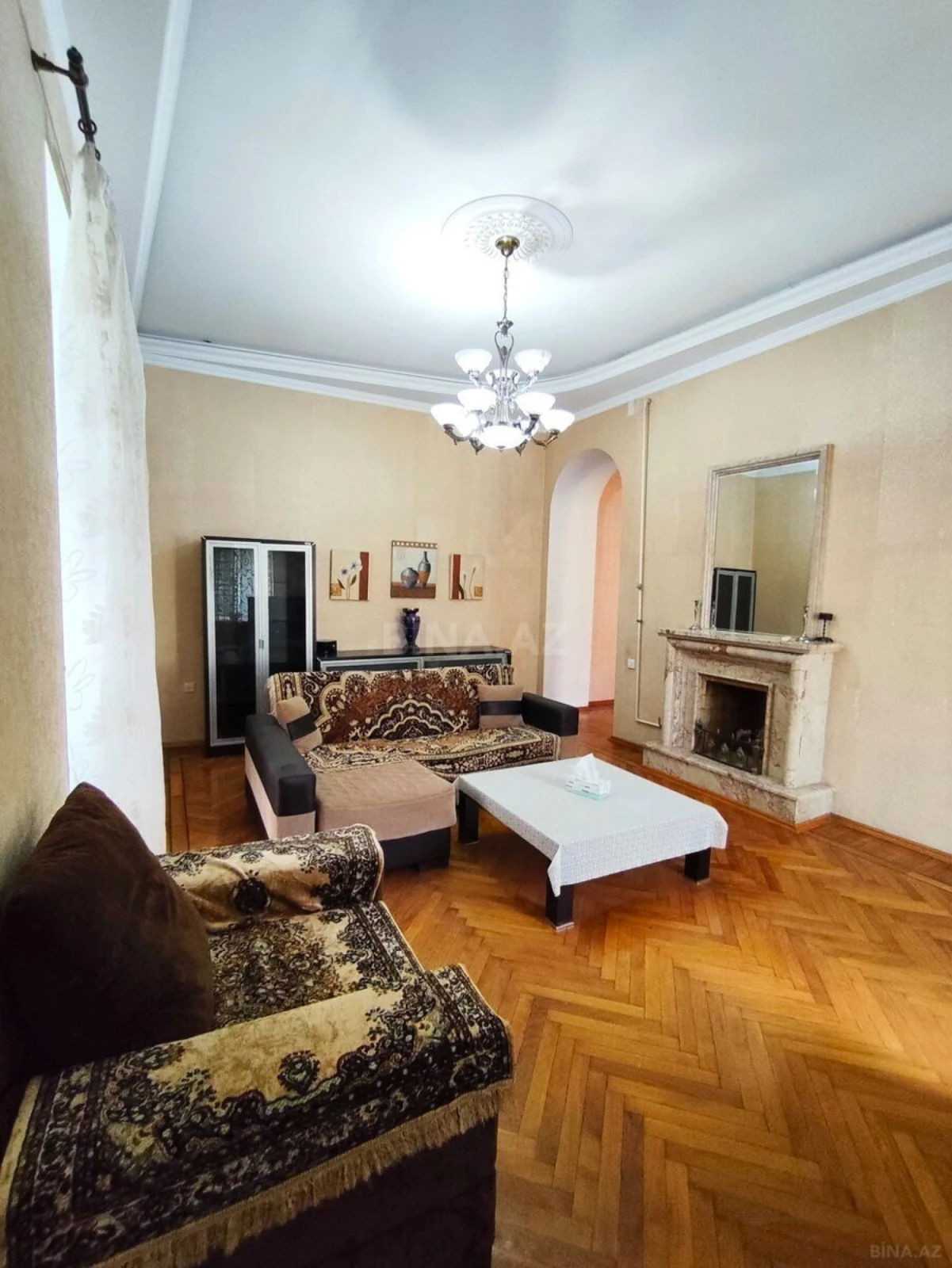 Kirayə verilir 4 otaqlı mənzil 120 m²