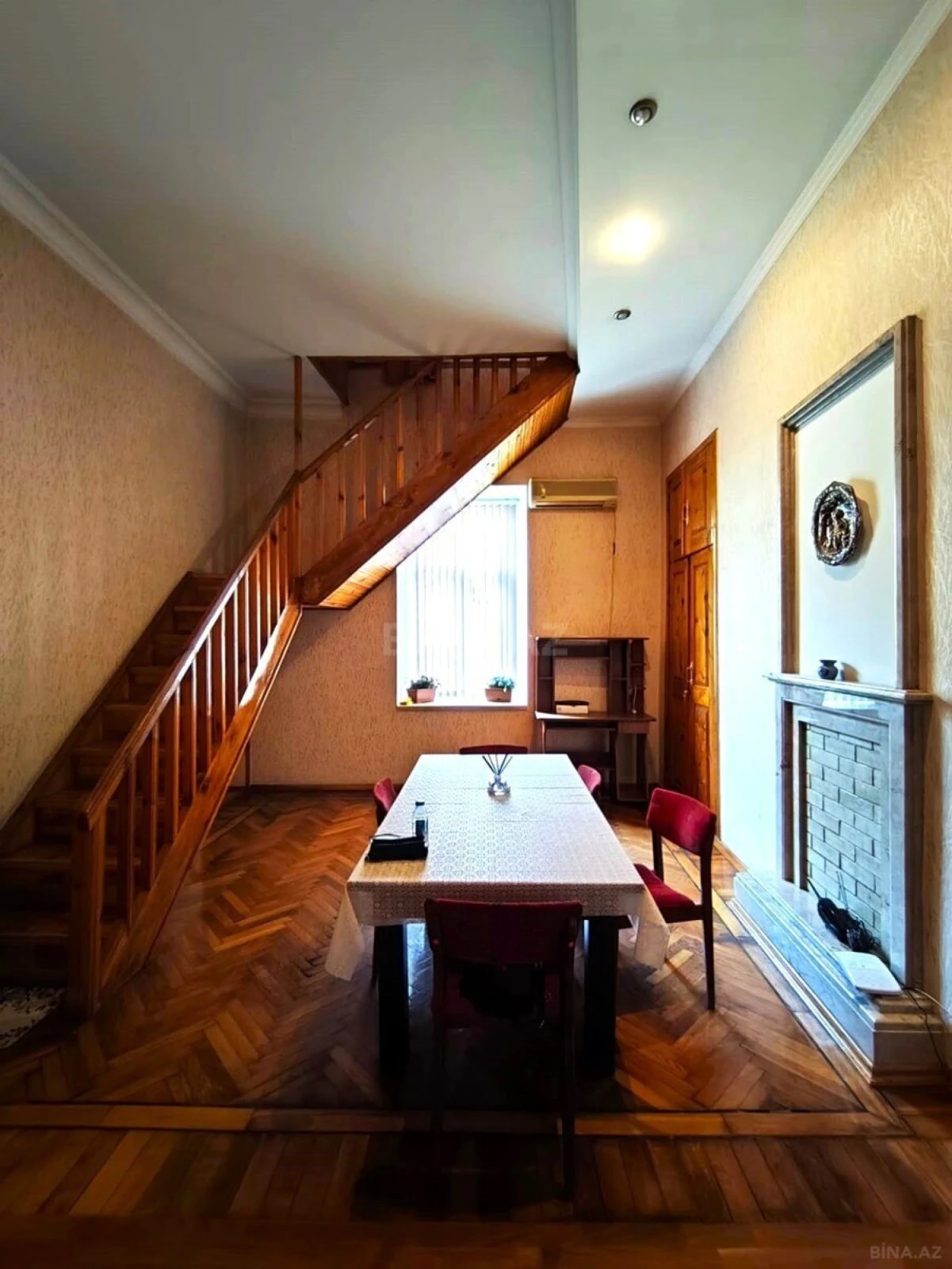 Kirayə verilir 4 otaqlı mənzil 120 m²