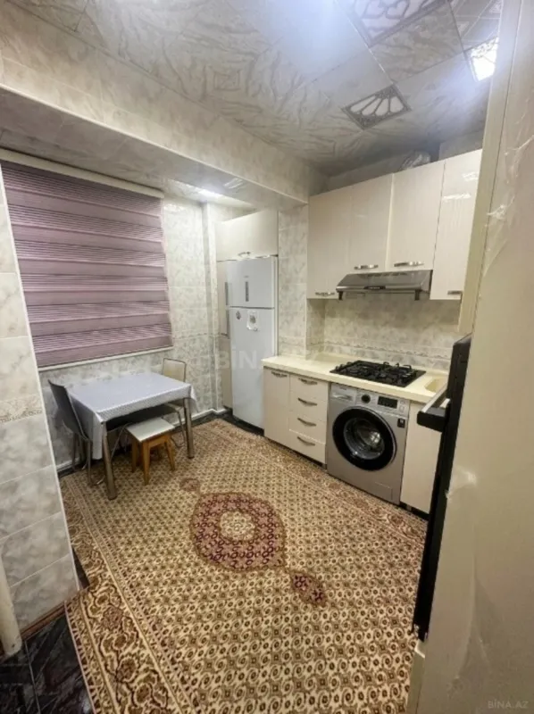 Satılır 5 otaqlı mənzil 120 m²