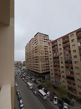 Satılır 4 otaqlı mənzil 96 m²