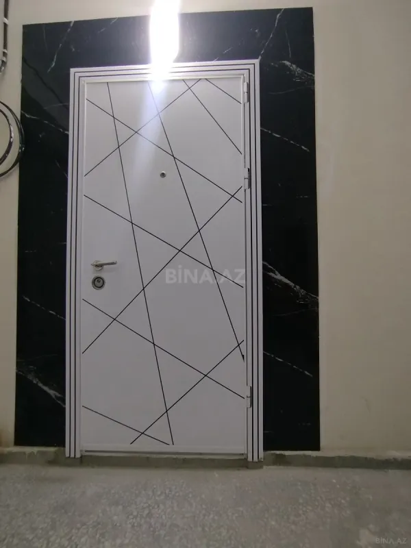 Satılır 4 otaqlı mənzil 96 m²