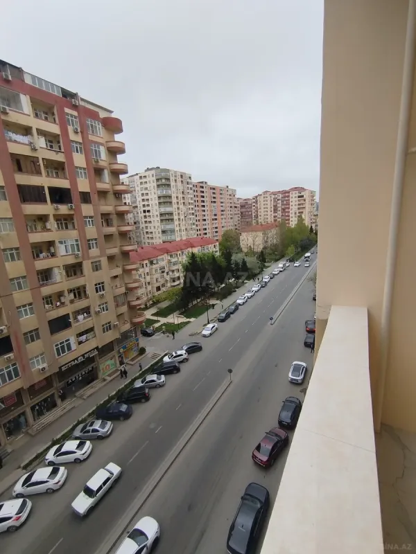 Satılır 4 otaqlı mənzil 96 m²