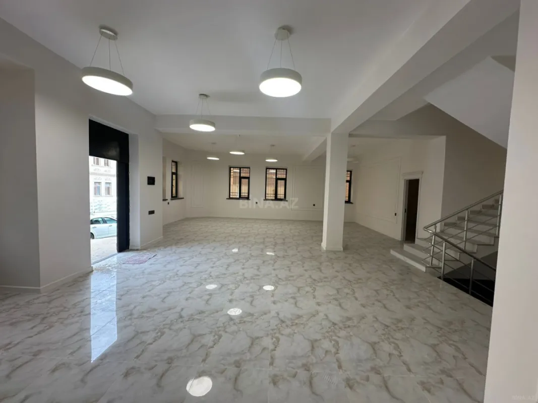 Kirayə verilir 15 otaqlı ofis 1000 m²