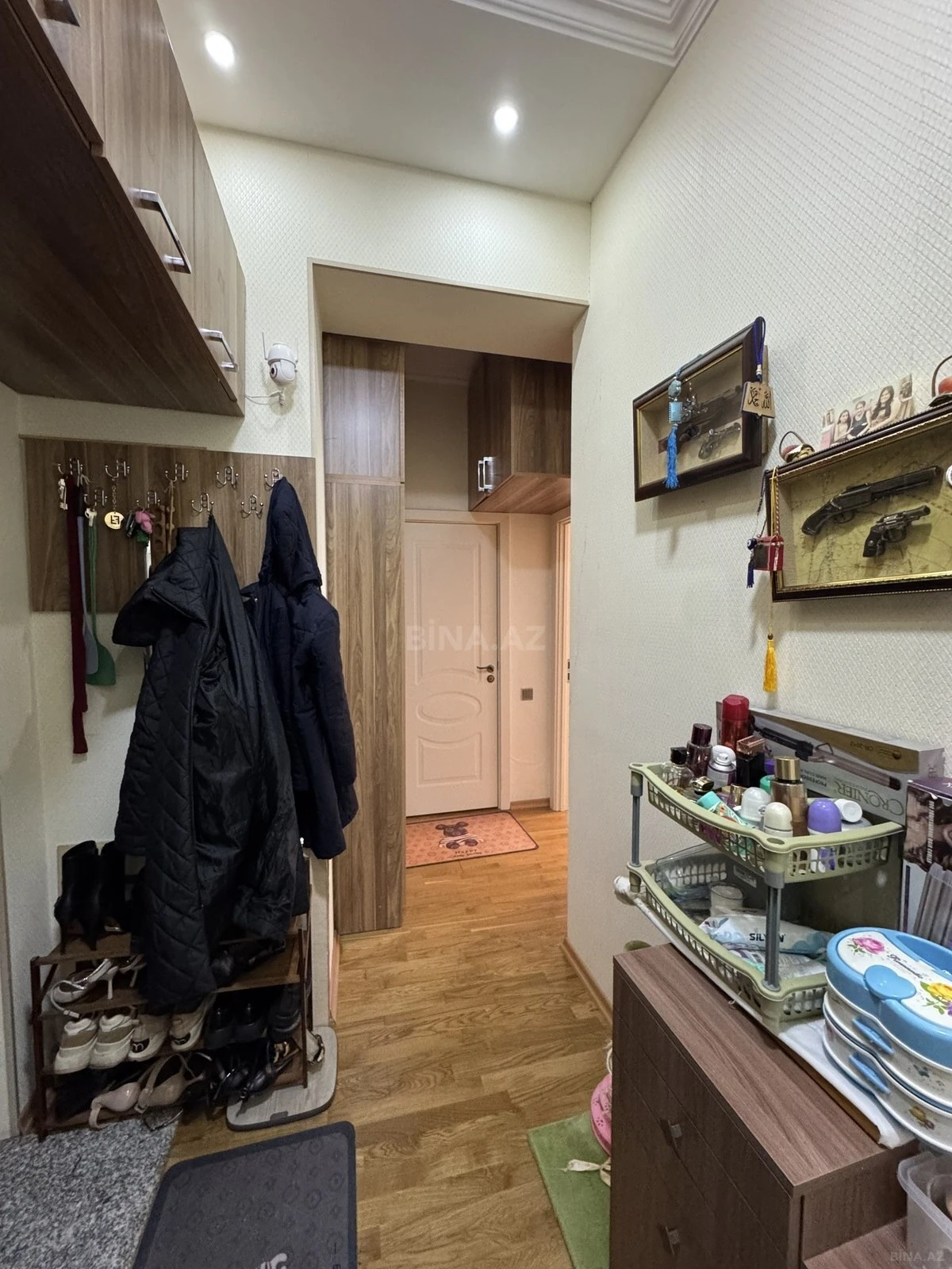Satılır 2 otaqlı mənzil 75 m²