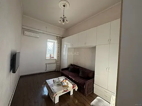 Satılır 1 otaqlı mənzil 35 m²