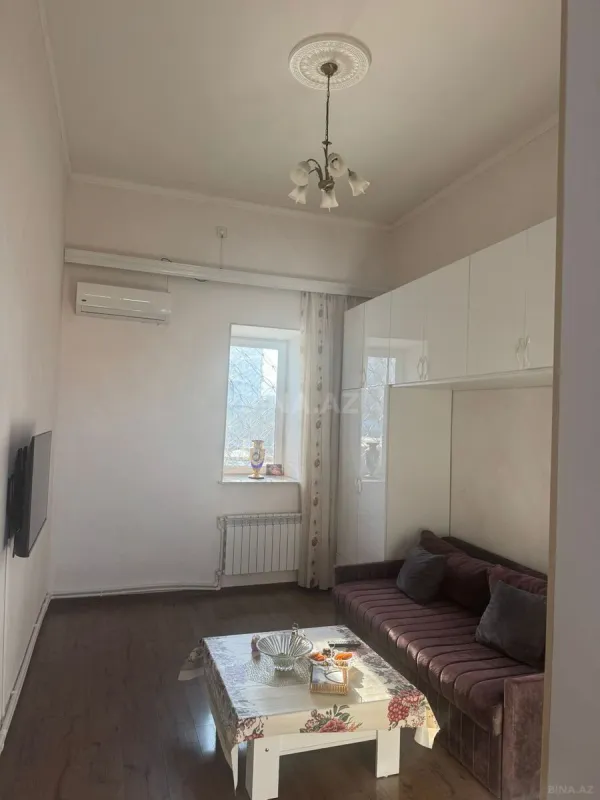 Satılır 1 otaqlı mənzil 35 m²