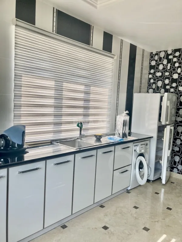 Satılır 6 otaqlı həyət evi 200 m²