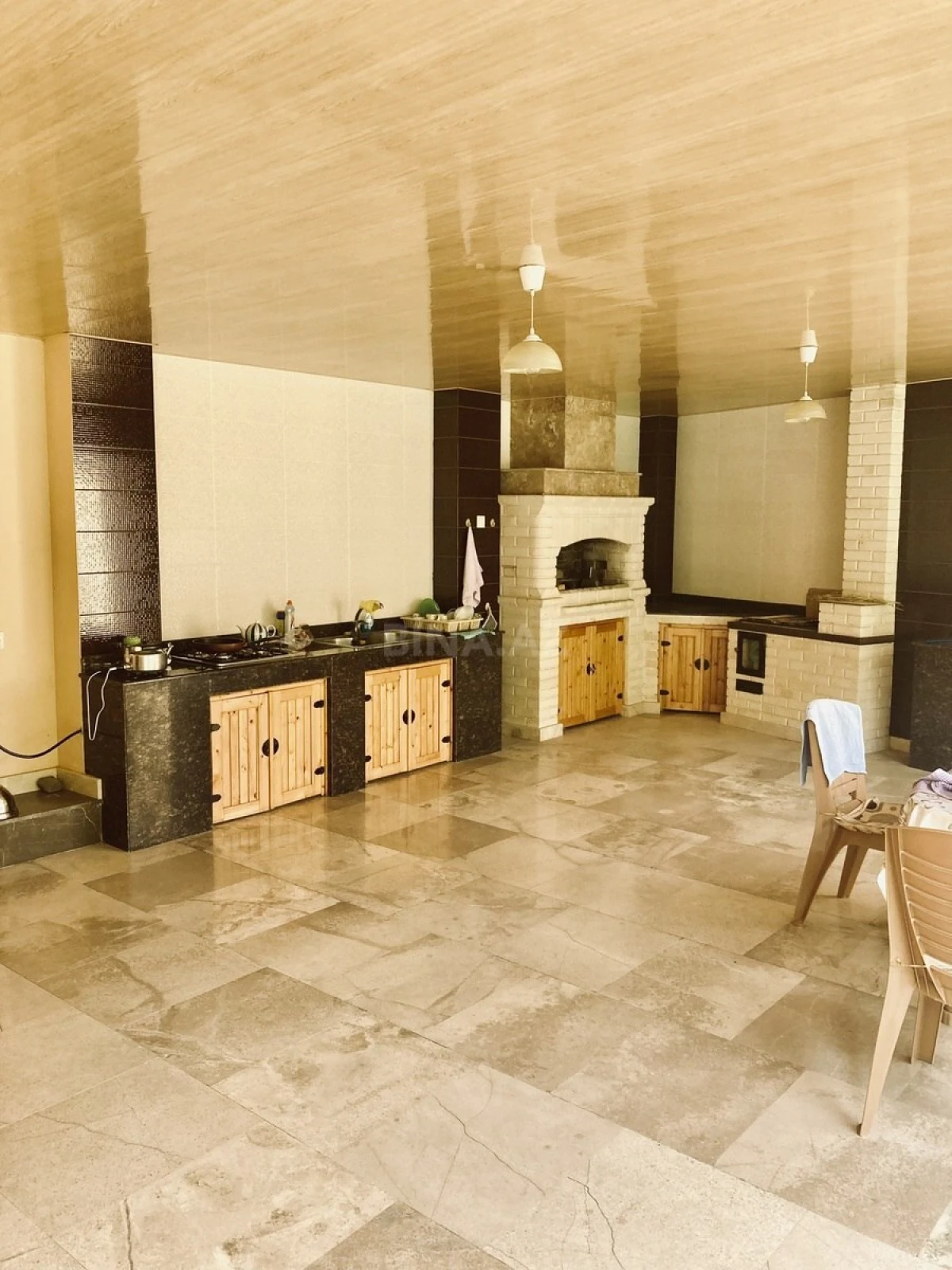 Satılır 6 otaqlı həyət evi 200 m²