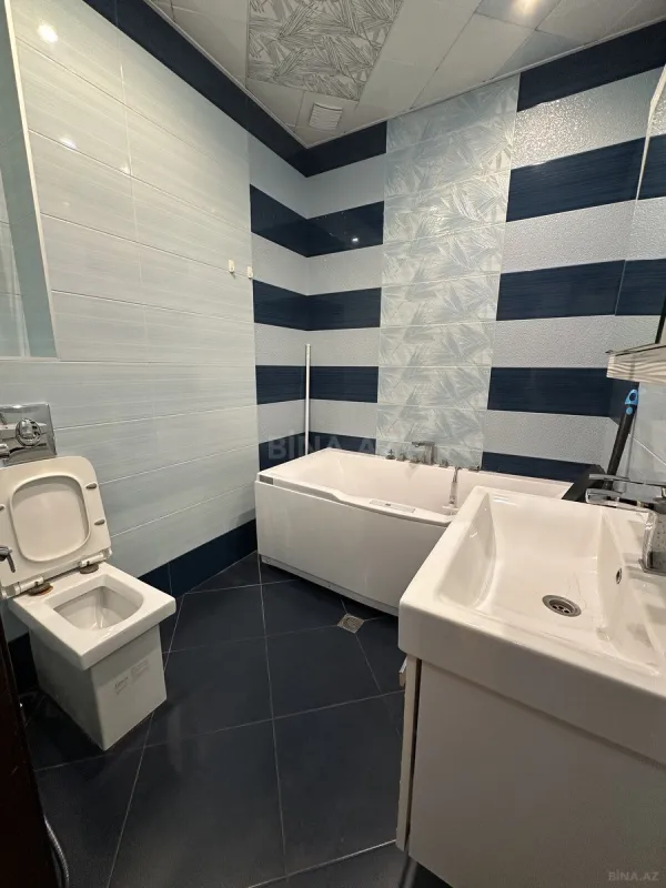 Kirayə verilir 4 otaqlı mənzil 147 m²