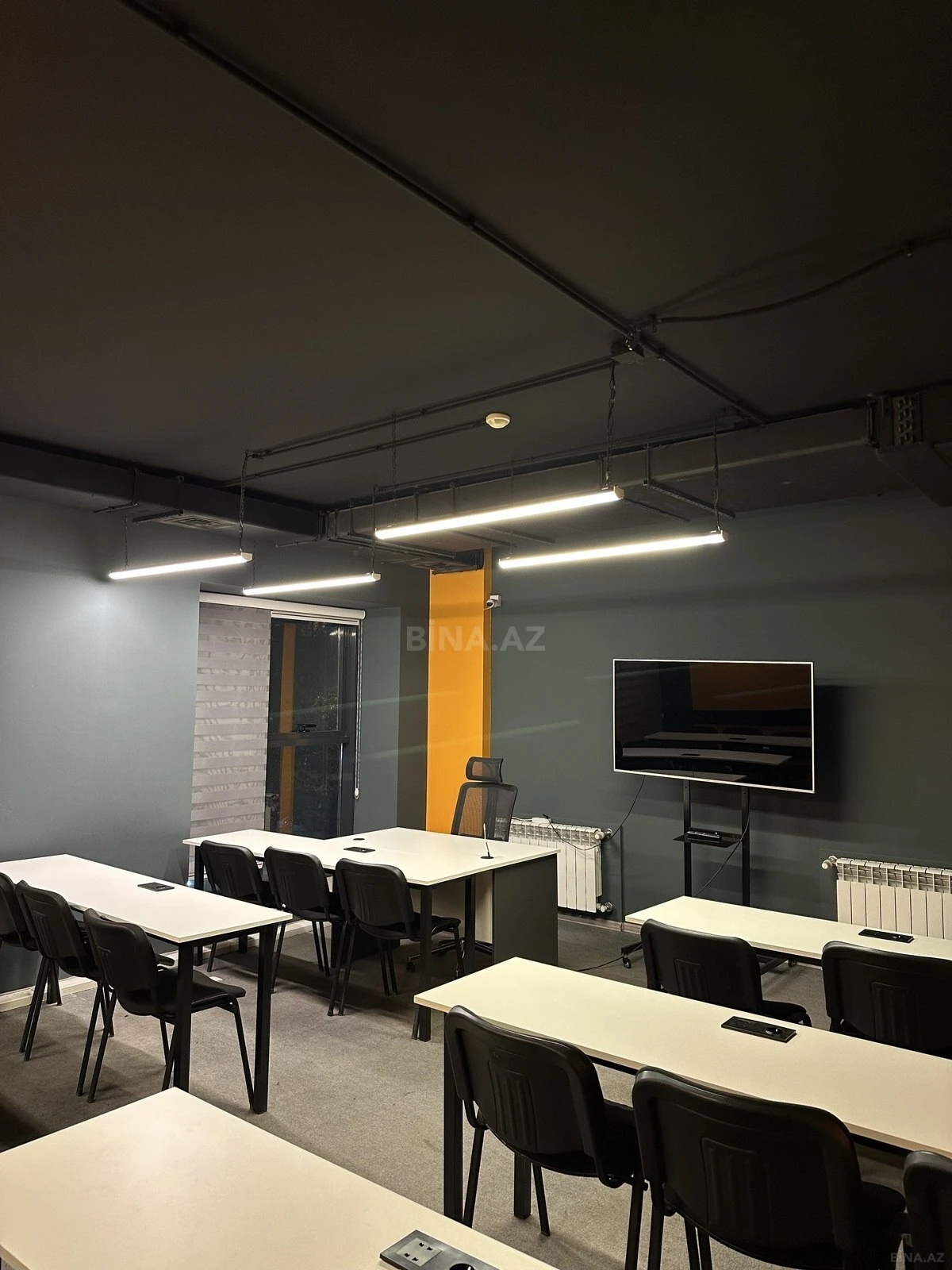 Kirayə verilir 1 otaqlı ofis 33 m²