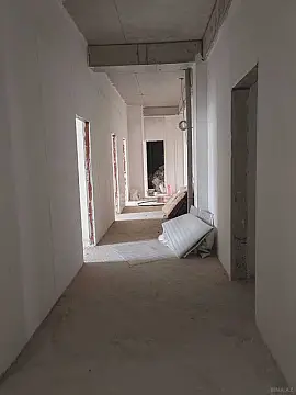 Satılır 4 otaqlı mənzil 149 m²