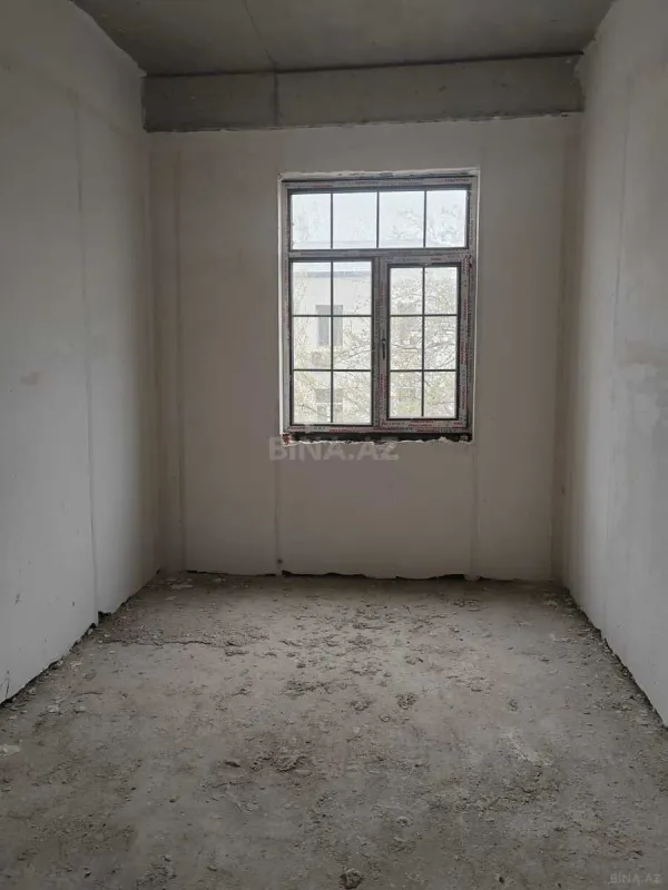 Satılır 4 otaqlı mənzil 149 m²