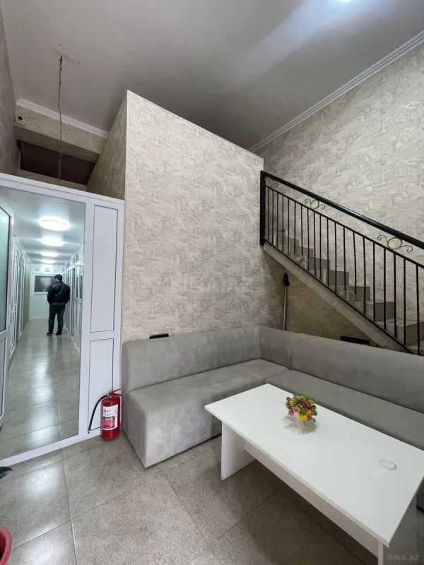 Satılır 6 otaqlı ofis 100 m²