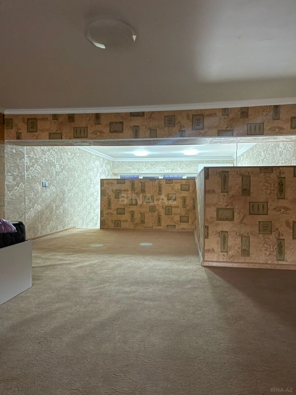 Satılır 6 otaqlı ofis 100 m²