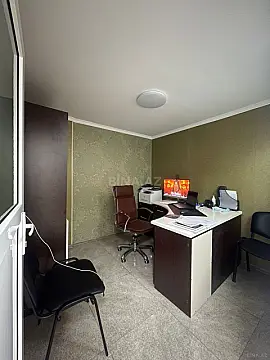 Satılır 6 otaqlı ofis 100 m²