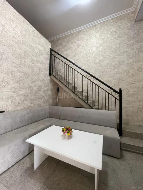 Satılır 6 otaqlı ofis 100 m²