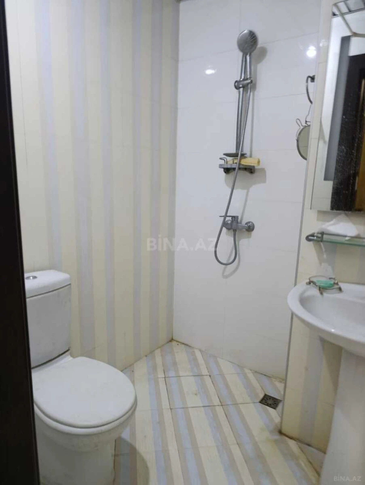 Kirayə verilir 1 otaqlı mənzil 50 m²