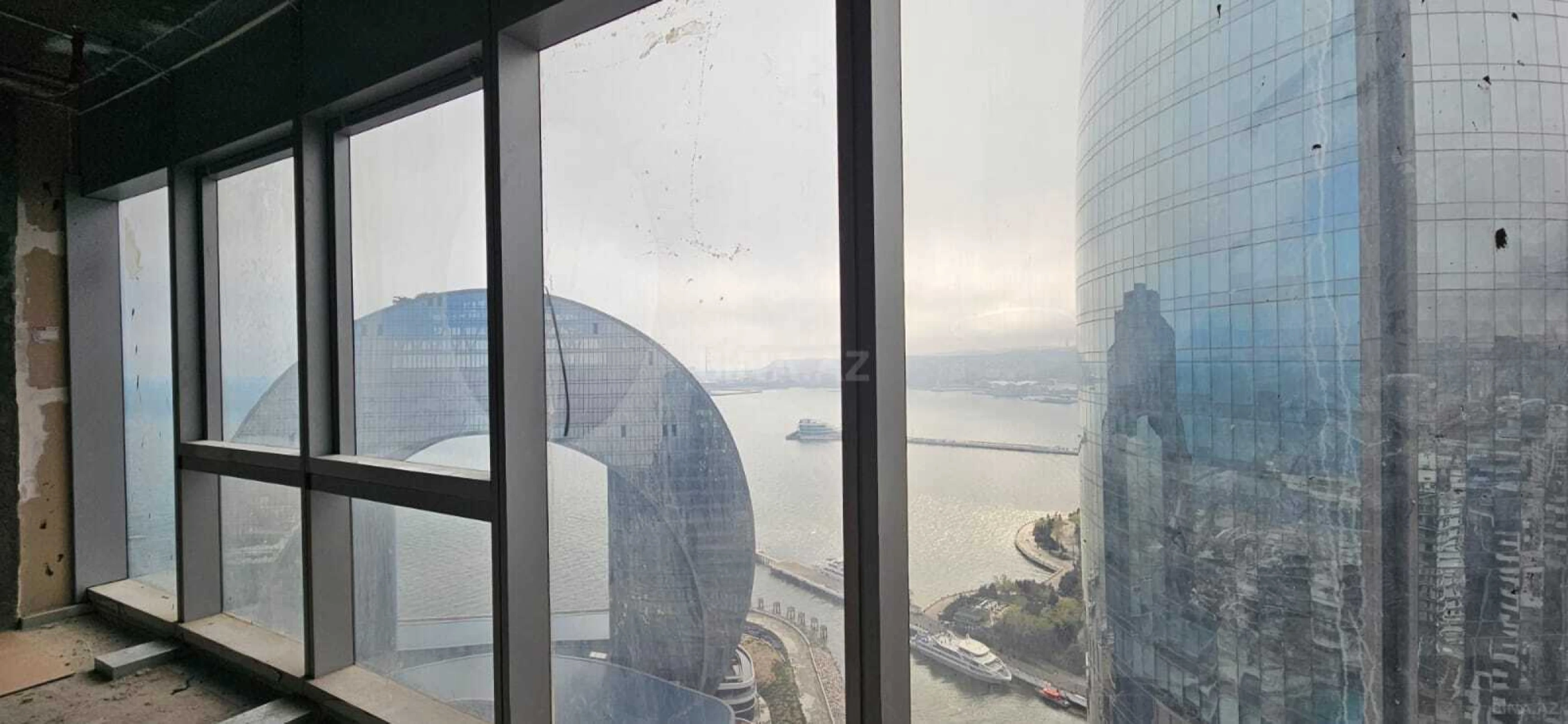 Satılır 2 otaqlı mənzil 89 m²