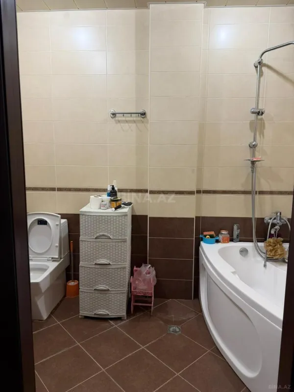 Satılır 2 otaqlı mənzil 85 m²