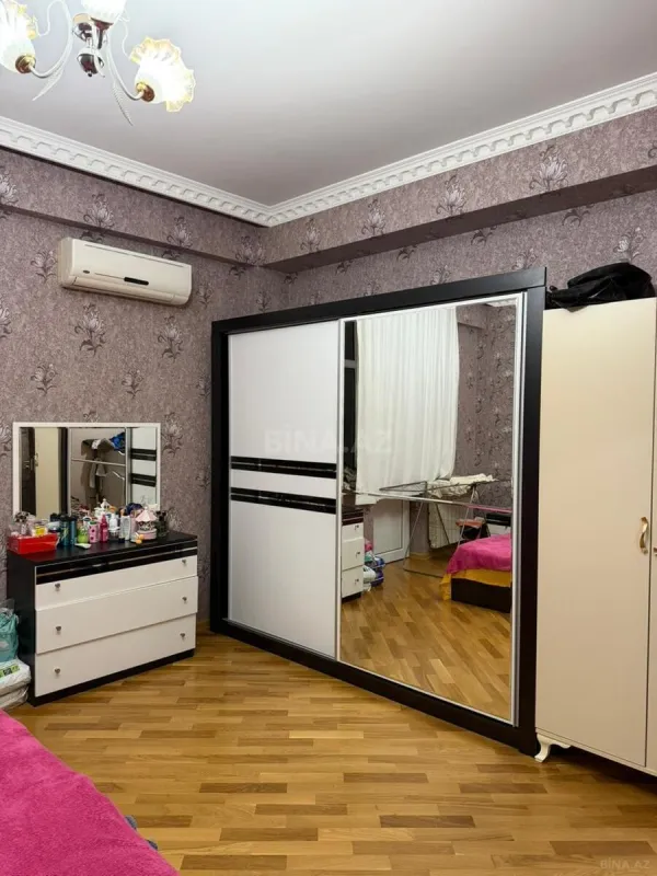 Satılır 2 otaqlı mənzil 85 m²