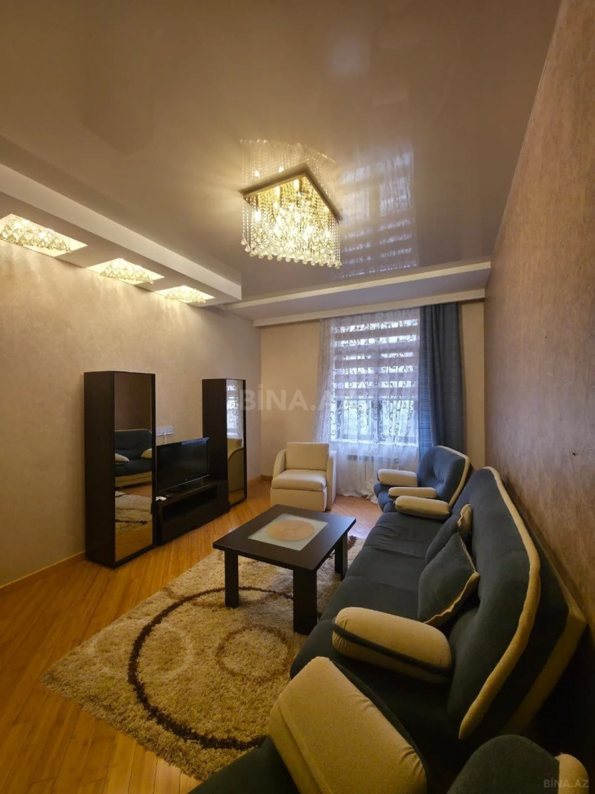 Satılır 3 otaqlı mənzil 98 m²