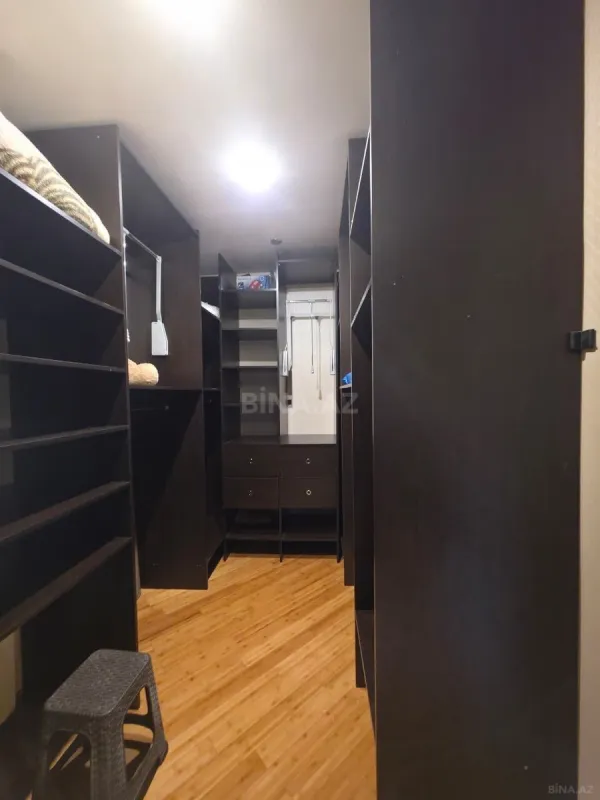 Satılır 3 otaqlı mənzil 98 m²