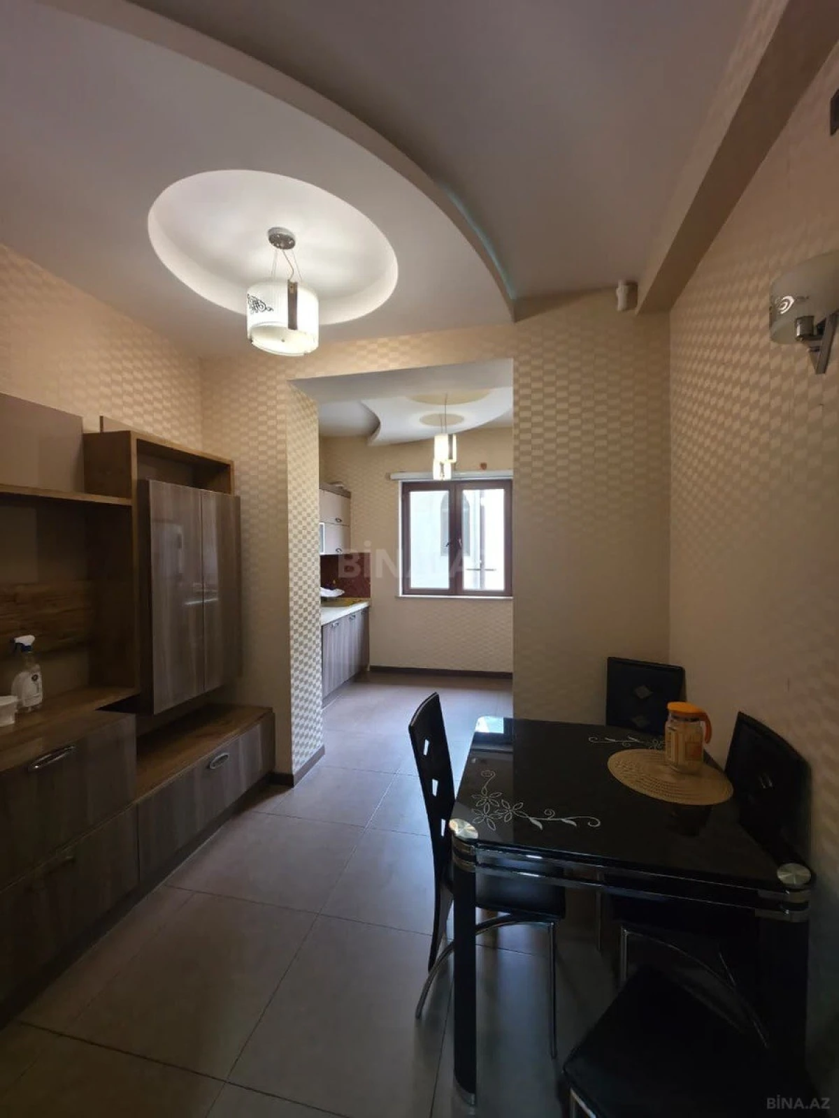 Satılır 3 otaqlı mənzil 98 m²