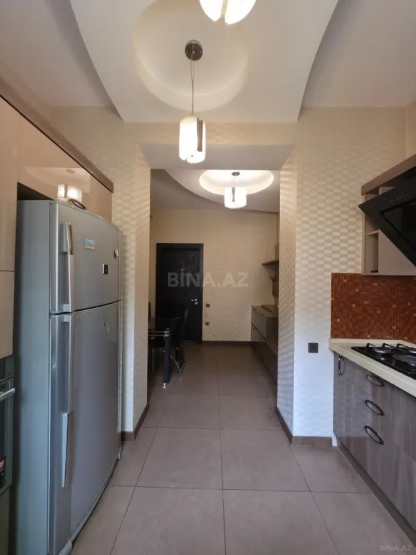 Satılır 3 otaqlı mənzil 98 m²