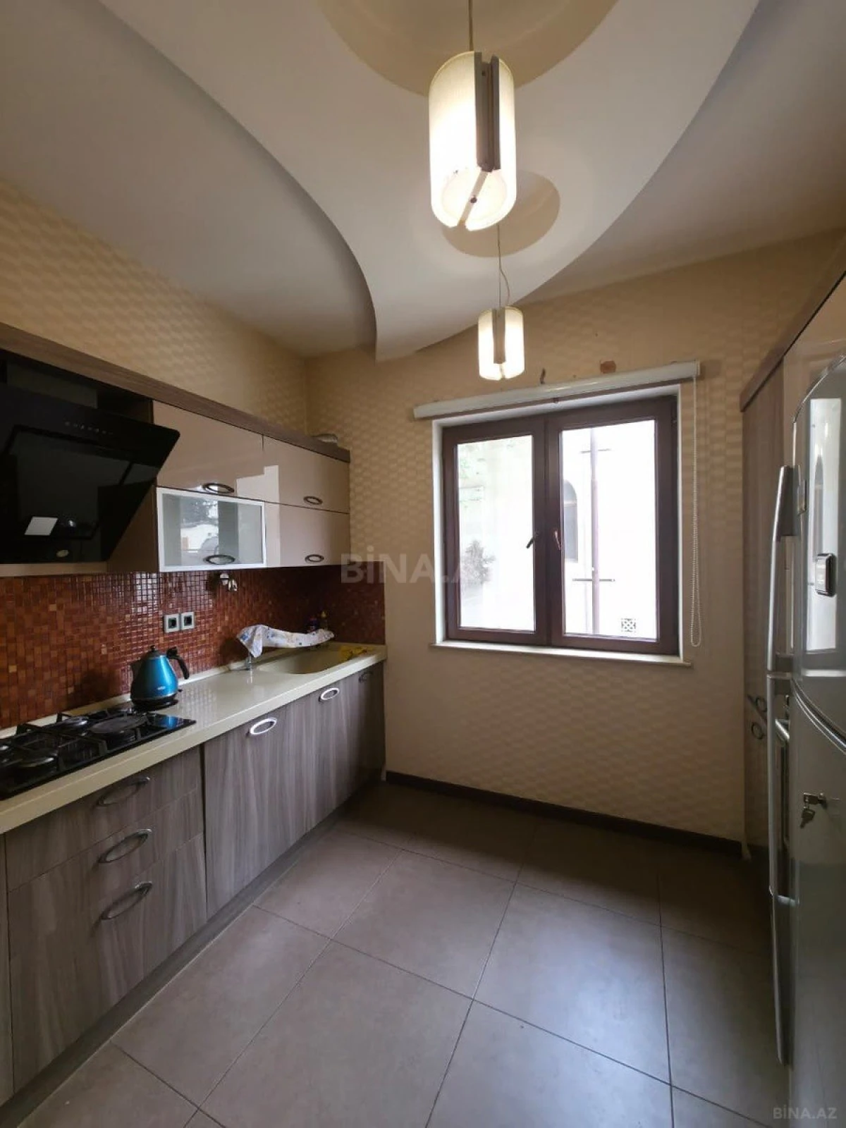 Satılır 3 otaqlı mənzil 98 m²