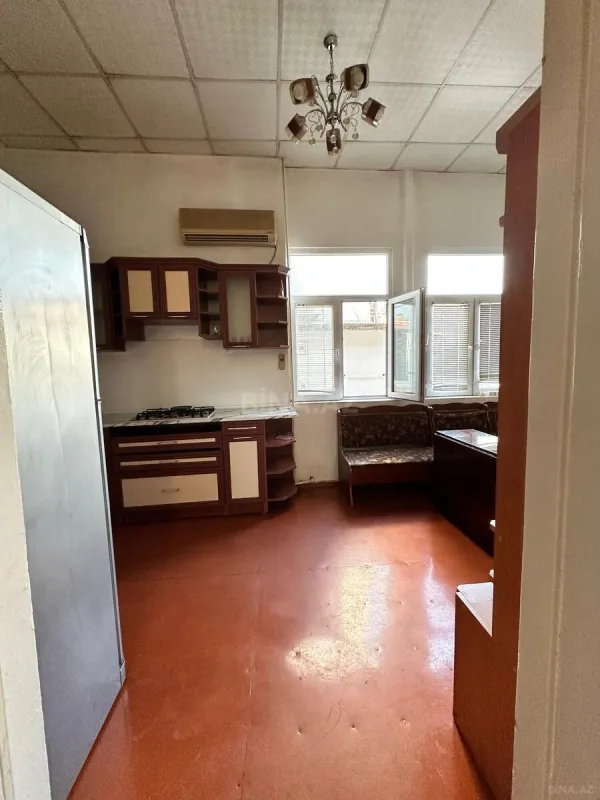 Kirayə verilir 2 otaqlı mənzil 85 m²