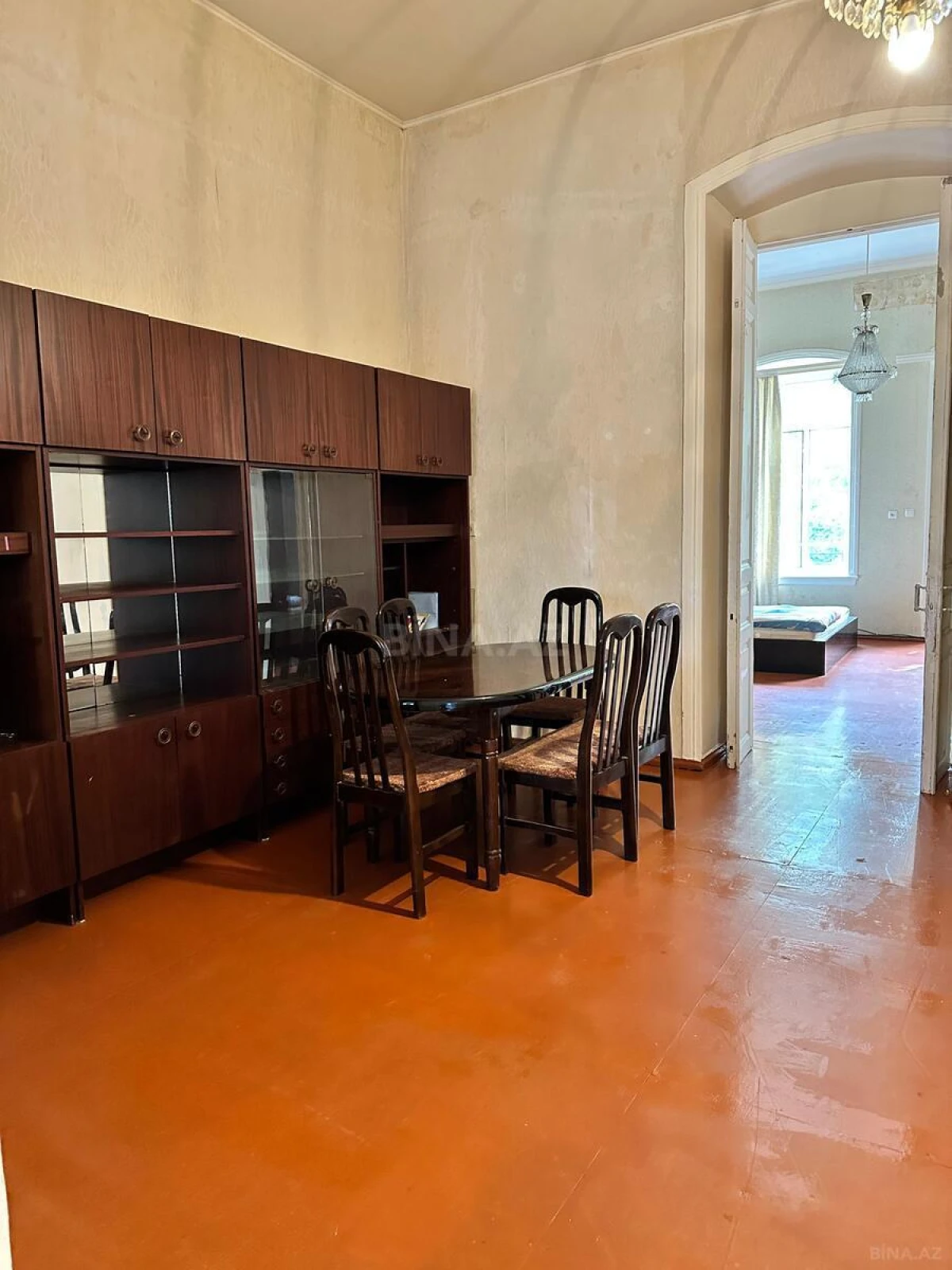 Kirayə verilir 2 otaqlı mənzil 85 m²