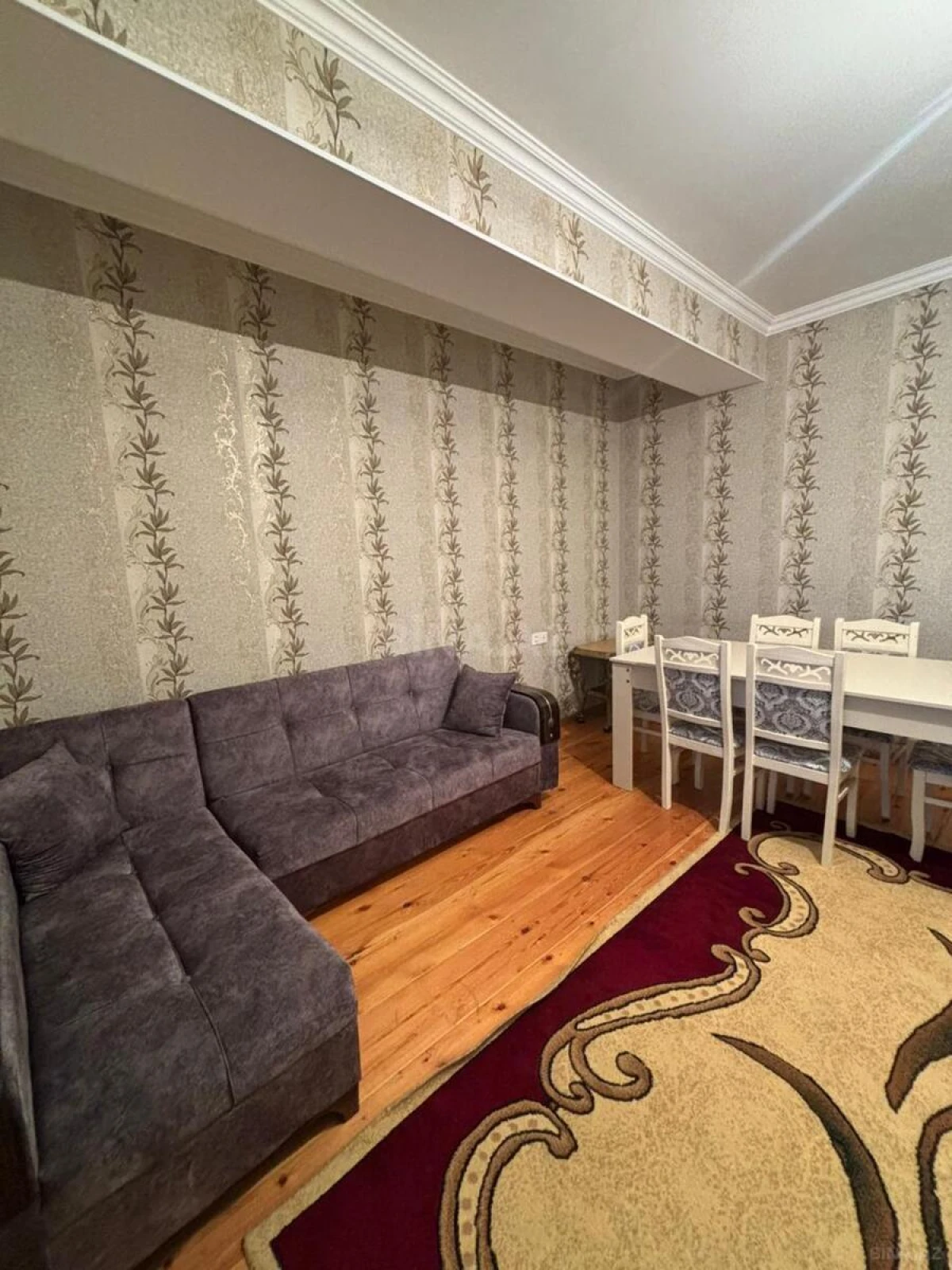 Kirayə verilir 2 otaqlı mənzil 57 m²