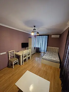 Satılır 1 otaqlı mənzil 42 m²