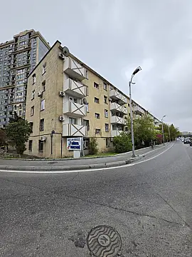 Satılır 1 otaqlı mənzil 42 m² — Bakı, 8-ci mikrorayon 1 otaq 42.00 m²