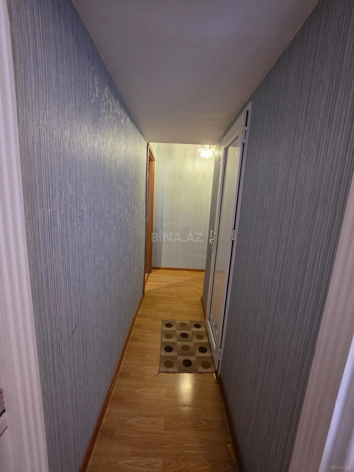 Satılır 1 otaqlı mənzil 42 m²