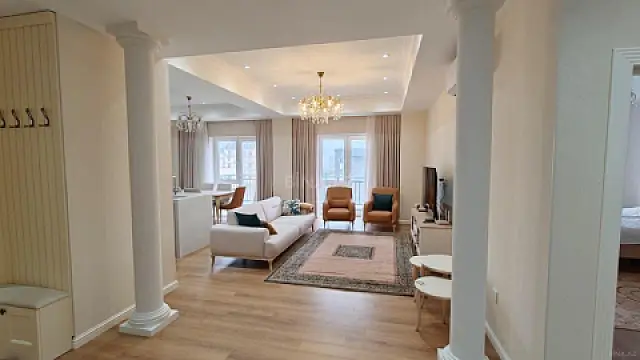 Kirayə verilir 3 otaqlı mənzil 145 m²