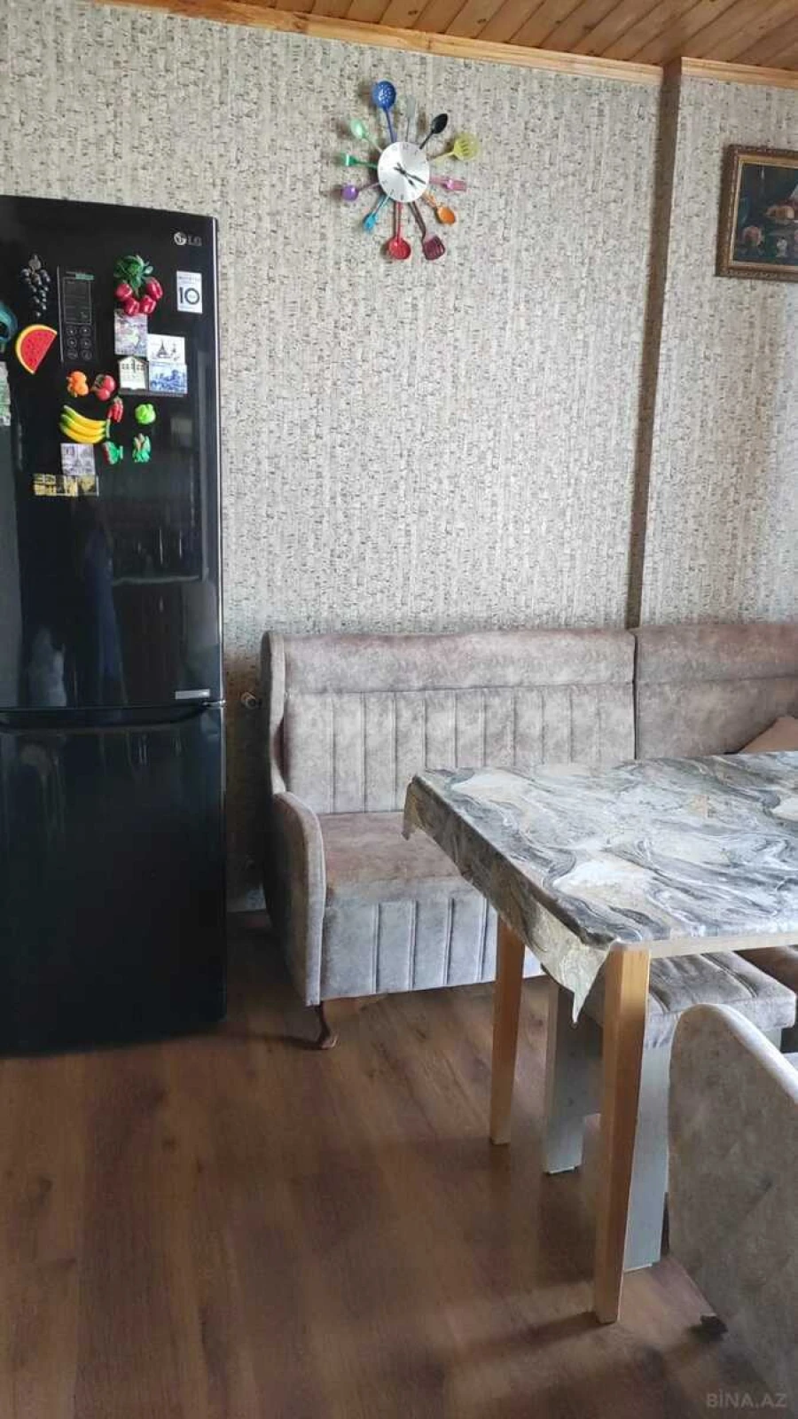 Satılır 6 otaqlı həyət evi 240 m²