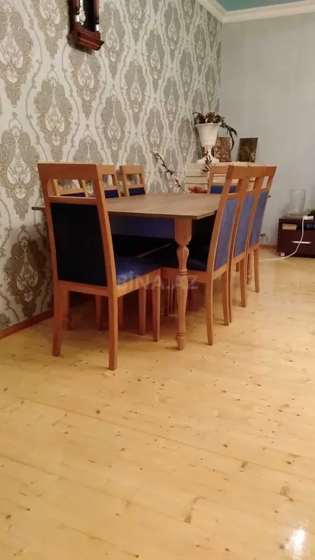 Satılır 6 otaqlı həyət evi 240 m²