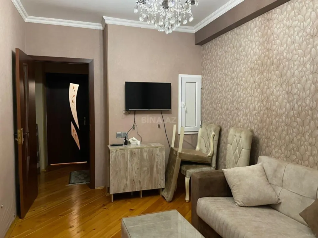 Kirayə verilir 2 otaqlı mənzil 50 m²