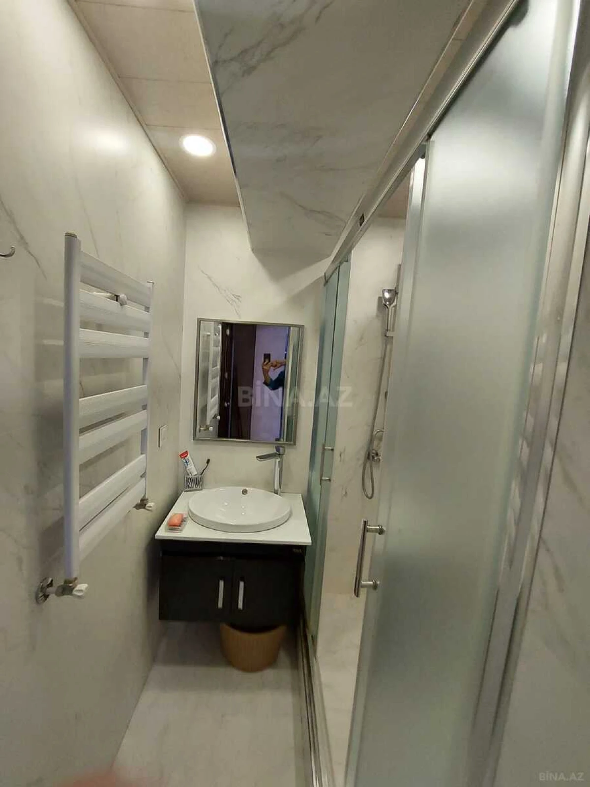 Satılır 4 otaqlı mənzil 120 m²