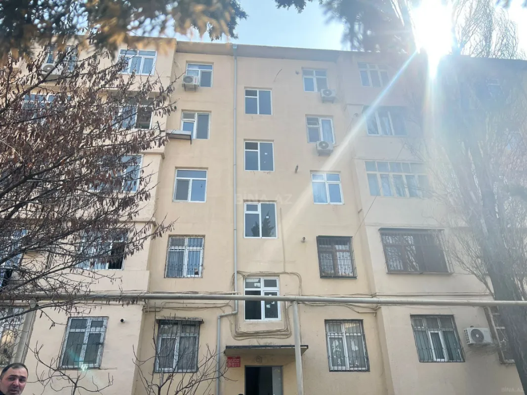 Satılır 3 otaqlı mənzil 60 m²
