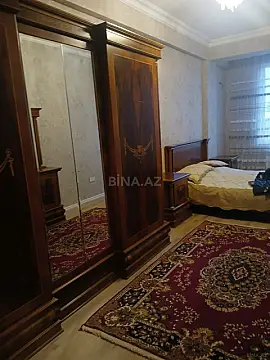 Kirayə verilir 3 otaqlı mənzil 101 m²
