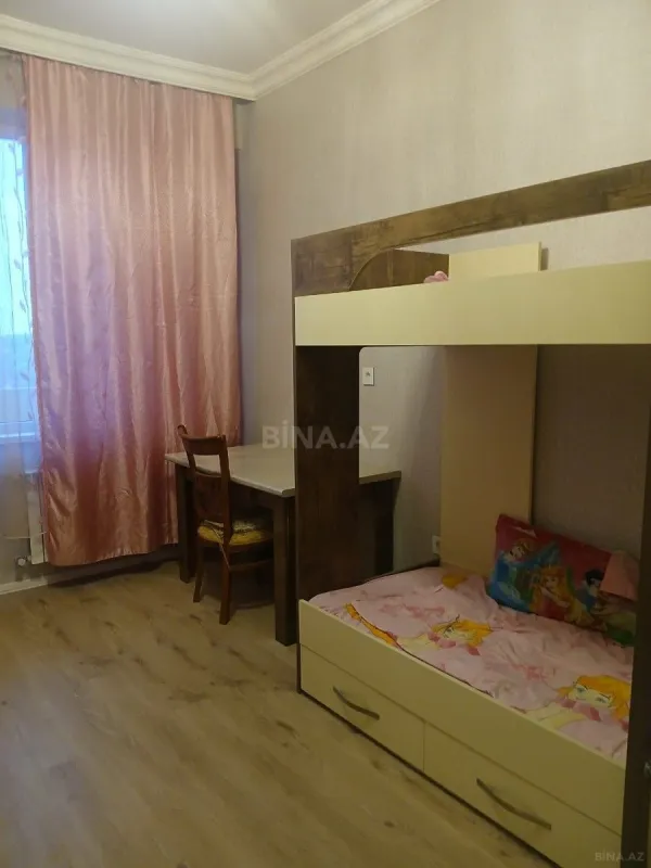 Kirayə verilir 3 otaqlı mənzil 101 m²